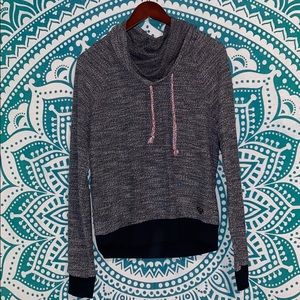 SOLD!!!! ROXY SWEATSHIRT!